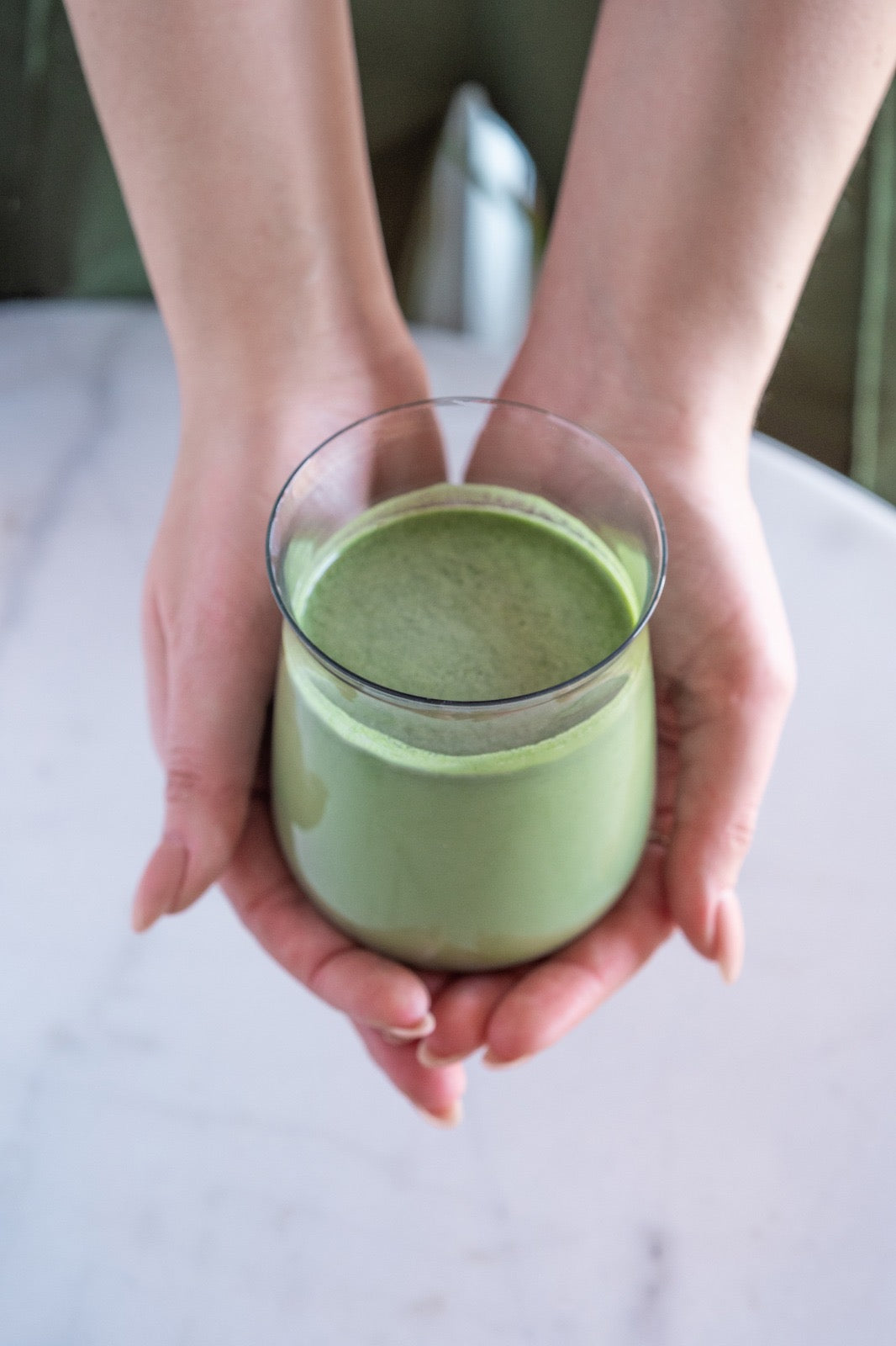 Se rafraîchir et s’hydrater en équilibrant son alimentation grâce au moringa